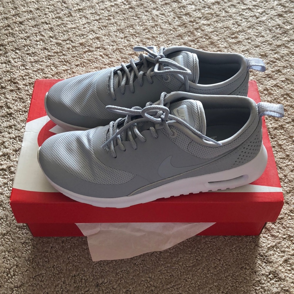 Brand New in Box Nike Air Max Thea Sneakers